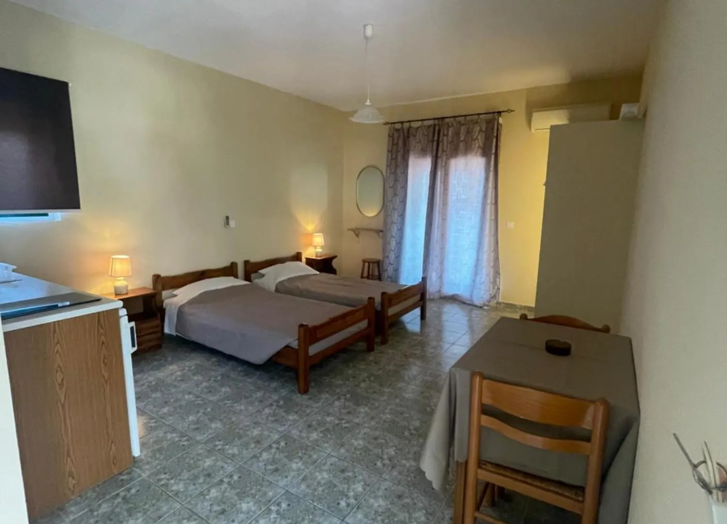 Διαμέρισμα Maria Anastasia Studios Τραπεζάκι