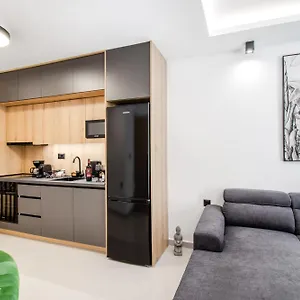 New Luxury Near Center With Garden View Bendevís